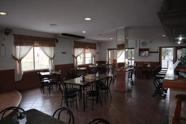 ESPECTACULAR COMPLEJO DE HOSTELERÍA EN PLENO FUNCIONAMIENTO — 4