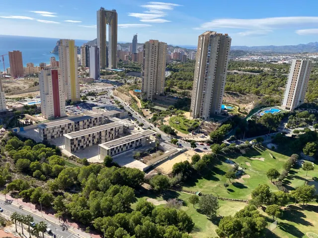 ESPECTACULAR VIVIENDA EN ZONA PREMIUM BENIDORM!! - foto 3