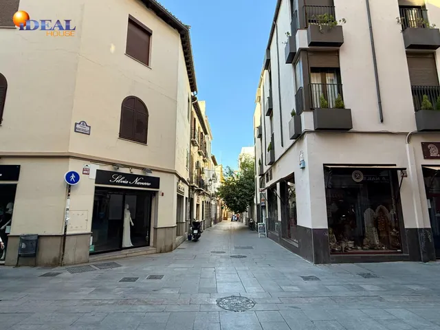 GARAJE EN CALLE PUENTEZUELAS — 4