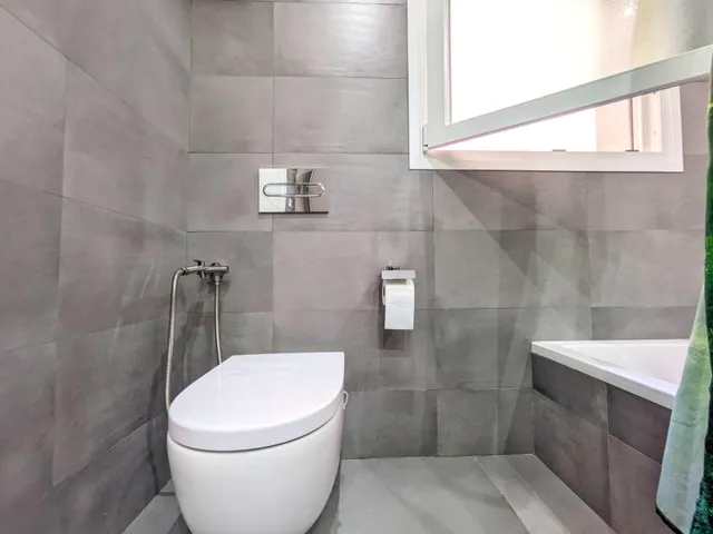 CASA DE DISEÑO TODA EN PLANTA BAJA EN AMPOSTA — 12