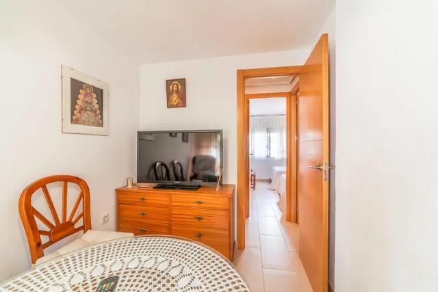 PISO JUNTO AL GRECO EN BUEN ESTADO — 14