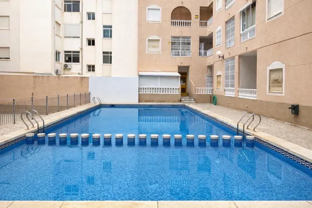 Apartamento 2 habitaciones 68m² en venta - Estacion de autobuses — 12