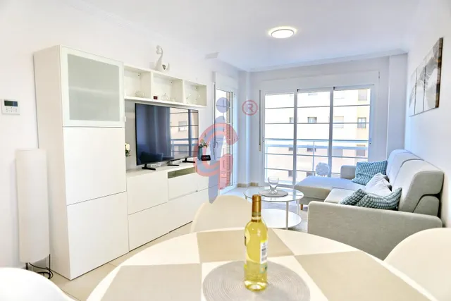 Tu apartamento junto al mar en Guardamar | Terraza, piscina, garaje y trastero | 184.900€ — 7