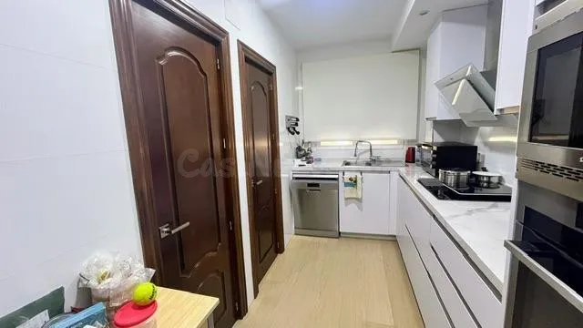 Magnífico piso en Huerta la Reina. CUATRO DORMITORIOS. DOS BAÑOS. Hace Esquina! — 4