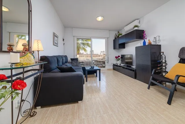 Apartamento junto a la playa de Aguamarina — 4