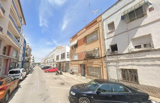 SE VENDE piso OKUPA en C Bisbe Lassala de Vinaròs - foto 2