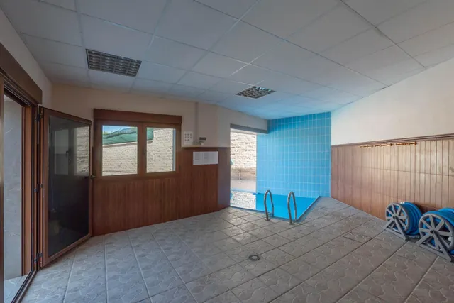 Espectacular Villa Unifamiliar Independiente con Máxima Privacidad y Autonomía en Cortijo del Aire — 9