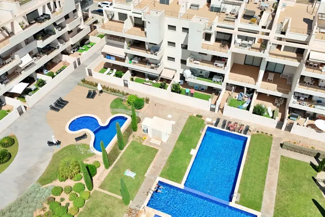 Moderno apartamento de 2 dormitorios en Los Dolses ( Orihuel - foto 5