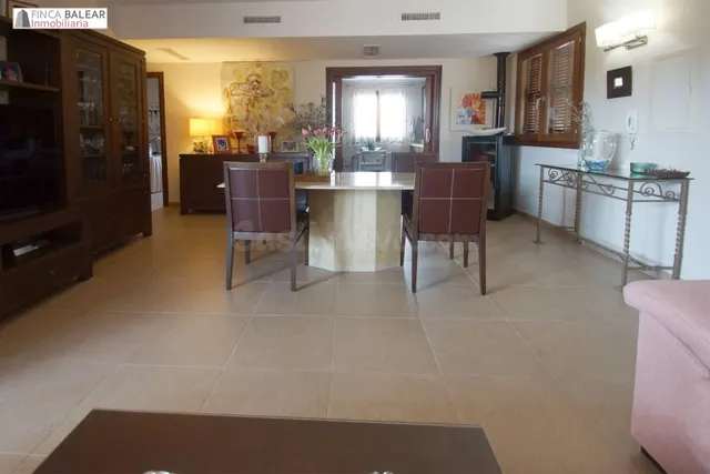 MAGNIFICO ATICO DUPLEX CON TERRAZA UBICADO EN SANTA MARIA - foto 3
