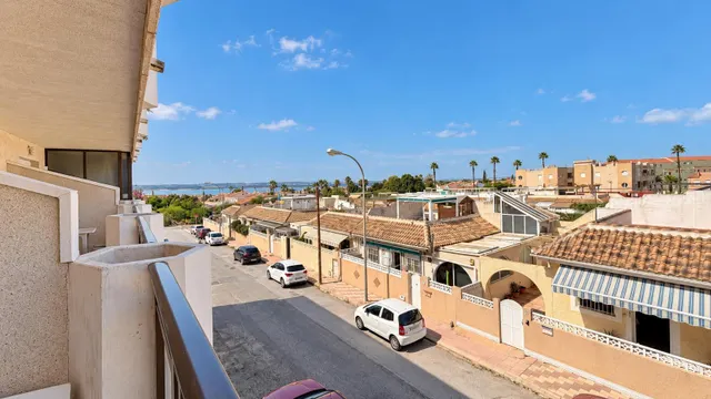 Apartamento de 1 dormitorio en Torrevieja, zona la siesta — 20