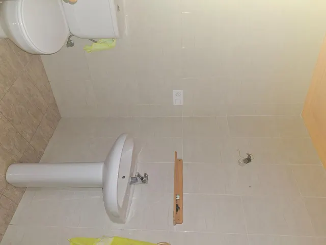 SE VENDE CASA EN ABRUCENA — 11