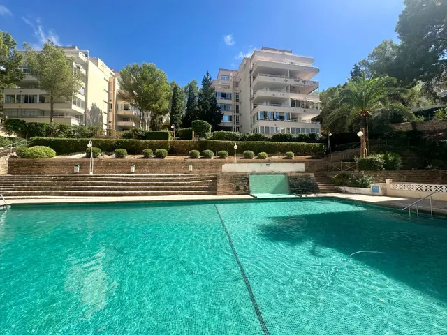 ESTUDIO REFORMADO EN ÚLTIMA PLANTA CON VISTAS AL MAR EN COST - foto 2