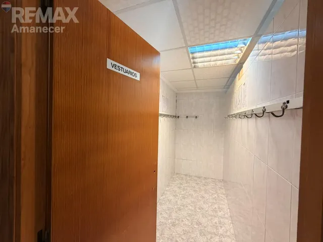 Nave industrial agroalimentaria equipada con cámaras frigoríficas y fotovoltaica — 7