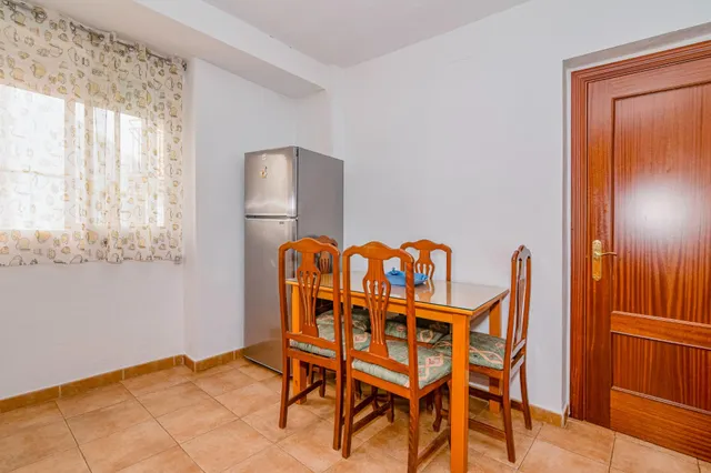 La mejor casa rural de Güejar Sierra se acaba de poner a la venta — 33