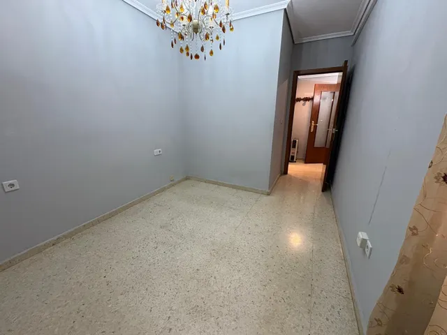 4 habitaciones y ascensor junto a la Avenida del Aeropuerto — 33