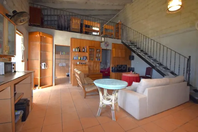Finca rústica con vivienda en Muro - foto 5