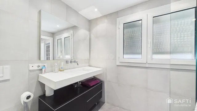 Luz, espacio, exclusividad - Àtico Calle Joaquim Maria Bover — 34