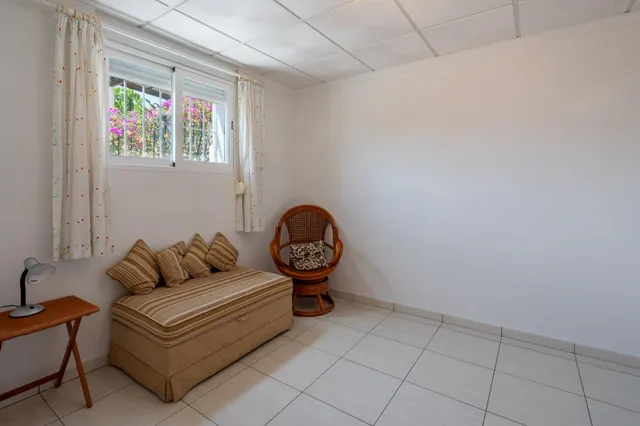 Villa 5 habitaciones 229m² en venta - Comunidad valenciana — 33