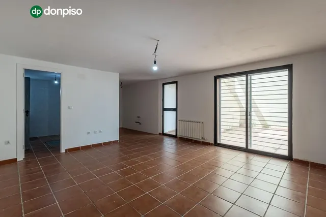 PRECIOSO CHALET EN LOMA VERDE — 34