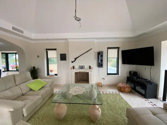 VILLA DE LUJO EN EL CAMPO DE GOLF — 8