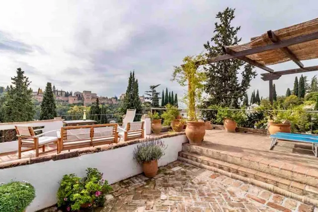 Propiedad de 5 viviendas con encanto en el Albaicin con mirador a la Alhambra. — 2