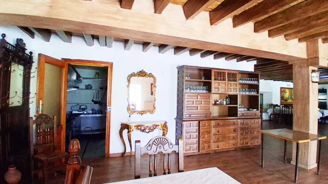 Urbis te ofrece un hotel en venta en Ciudad Rodrigo, Salamanca. — 47