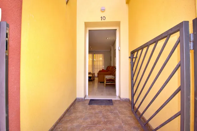 Adosado tipo triplex en Guardamar del Segura. — 3