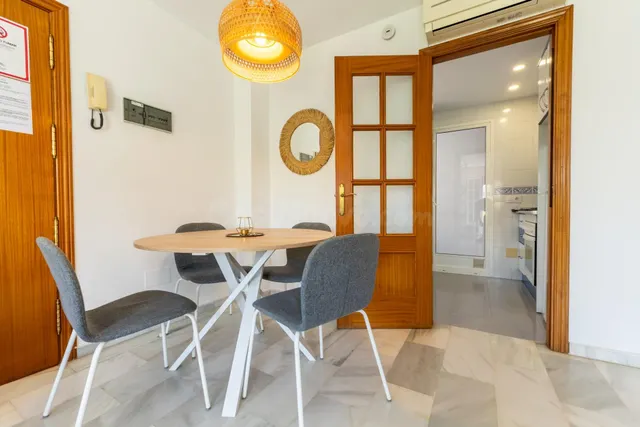Apartamento de 2 dormitorios a pocos minutos del Centro Histórico — 4