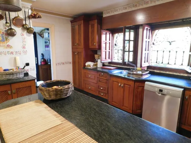 Venta - villa de lujo - Torrevieja - 6 dormitorios - 5 baños - 328 m2 - parcela 1066 m2 - piscina - garaje — 15