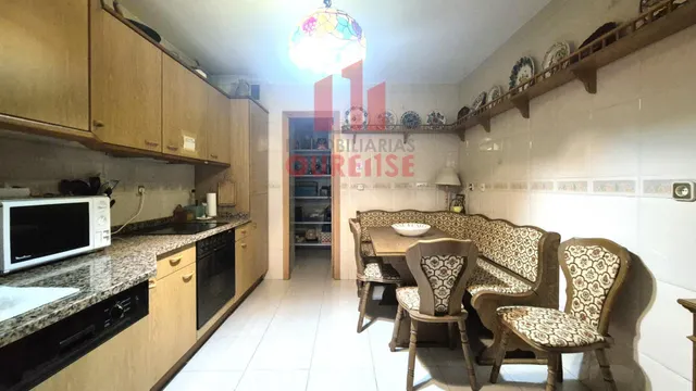 ESPECIAL ESTUDIANTES!!! AMPLIA HABITACIÓN  CON BAÑO DE USO EXCLUSIVO EN PISO COMPARTIDO EN EL COUTO. — 13