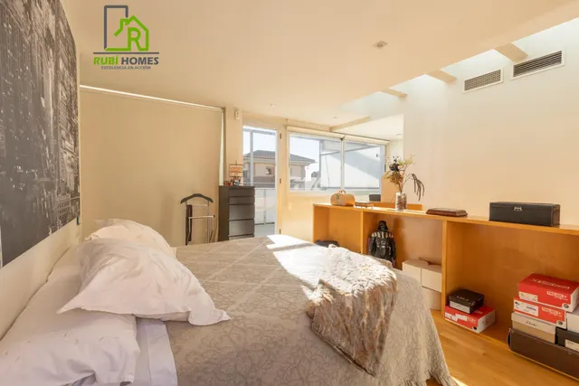 Espacio, confort y calidad: magnífica vivienda unifamiliar adosada — 46