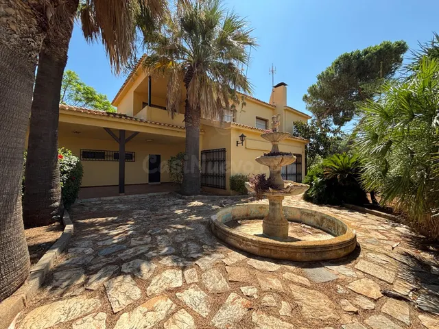 Exclusiva villa con piscina en Los Urrutias, Mar Menor - foto 2