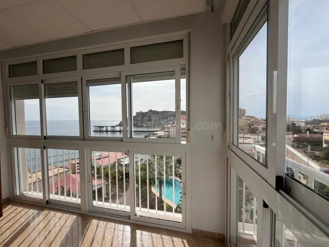 VENTA GRAN CHALET CON VISTAS AL MAR - foto 2