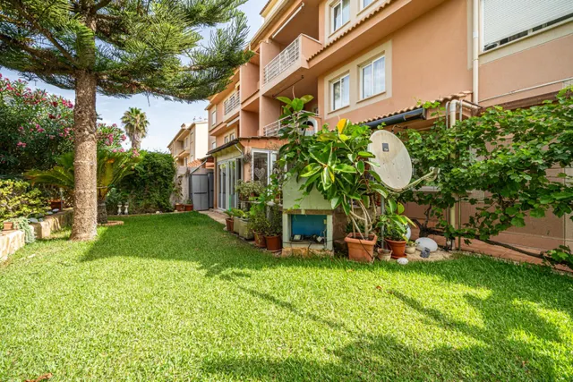 Planta baja totalmente reformada con jardín privado, sauna, piscina comunitaria y parking en Sa Coma — 35
