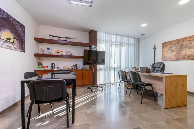 Edificio de 3 plantas destinado a oficinas junto a Centro Comercial Serrallo — 42