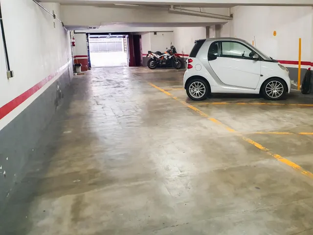 PARKING EN VENTA EN CALLE BERTRAN DE BARCELONA — 12