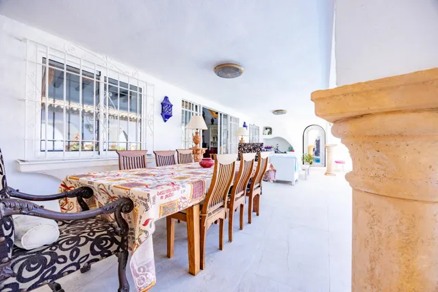 ESPECTACULAR VILLA DE LUJO EN ALQUILER EN 1ª LÍNEA DE PLAYA DE CABOPINO CON MARAVILLOSAS VISTAS AL MAR — 14