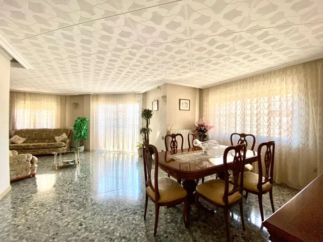 Casa unifamiliar en planta única con amplios espacios y gran terraza — 9