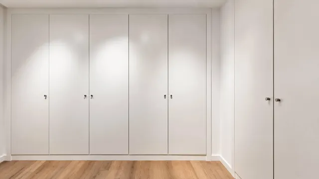 Piso de 3 habitaciones con vistas al mar y piscina junto a la Marina de Valencia — 18
