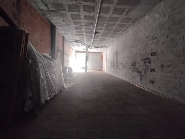 ALTABIX - LOCAL DE ESQUINA DE 547 M2 — 24