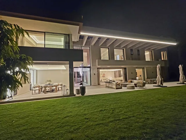Exclusiva Villa de Lujo en Marbella — 31