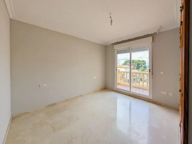 Exclusiva Residencia Unifamiliar en Cájar: Haciendo esquina. Espacio, Calidad y Bienestar para su Familia — 13