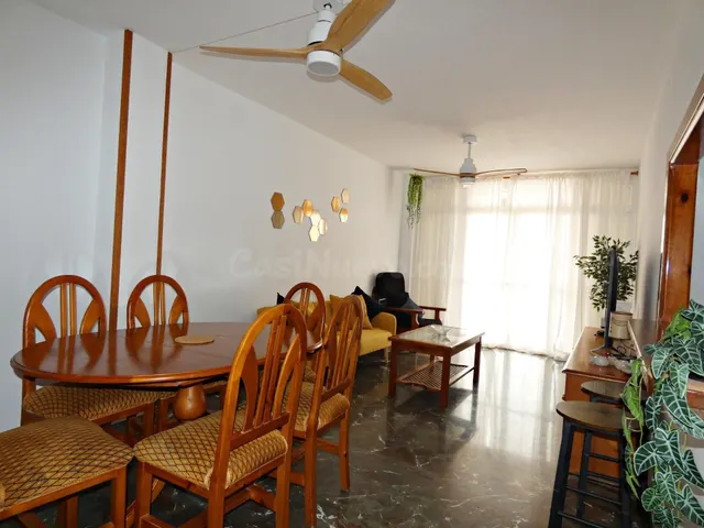Exclusiva vivienda a tan solo 50 metros del mar - foto 2
