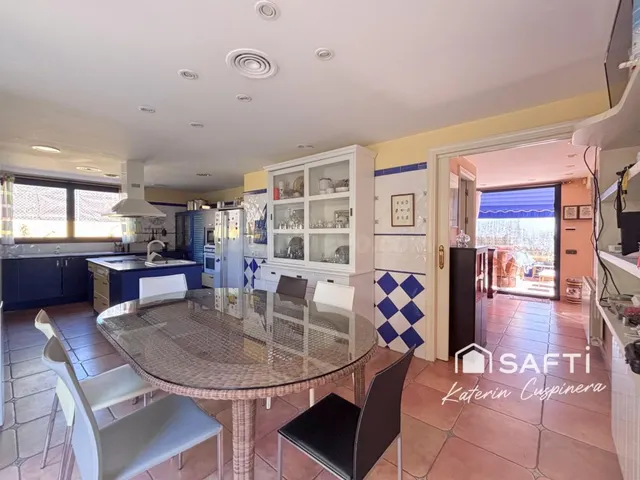 Elegante casa con Piscina en Calafell – Costa Dorada — 9