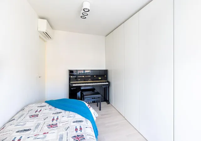 Exclusiva vivienda con vistas al Palacio de los Patos, junto Recogidas, 4 dormitorios 3 baños — 29