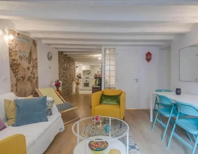 PISO EN VENTA EN EL GÒTIC — 4