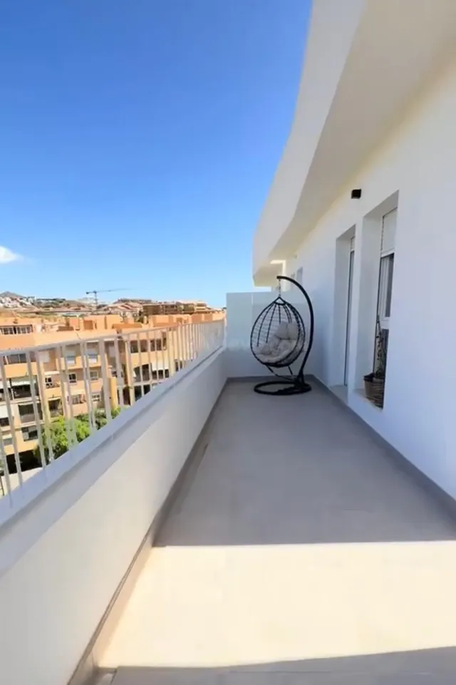 ESPECTACULAR ÁTICO DÚPLEX A ESTRENAR CON MÁS DE 100 M2 DE ES - foto 3