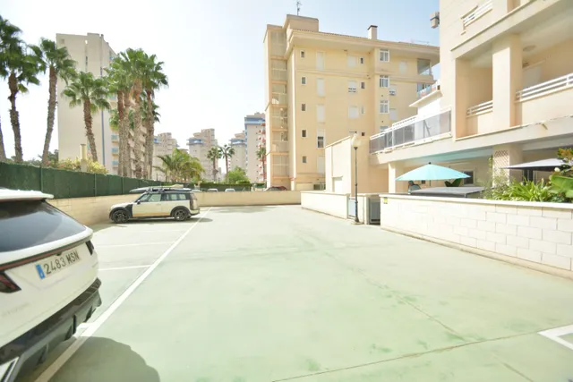Apartamento 2 habitaciones 70m² en venta - Avenida del puerto — 25
