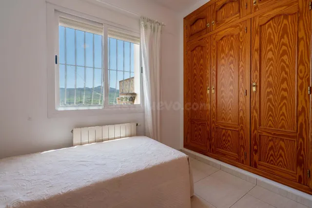Villa 5 habitaciones 229m² en venta - Jalon — 24