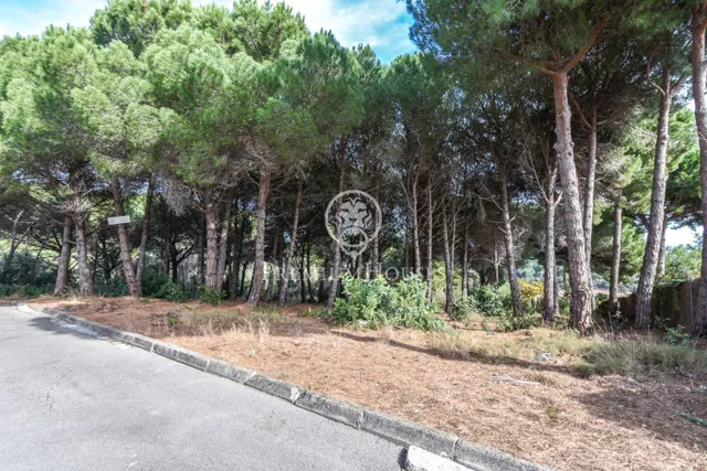Terreno en venta con vistas al mar y a la montaña en Sant Pol de Mar — 8